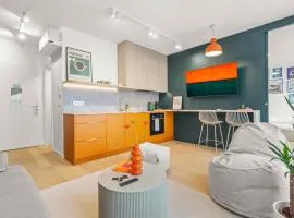 LAM Orange AC - Balcony
