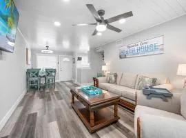 Manatee Cove! Canal side condo with water view! Half mile from AMI beaches!