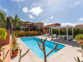 GS Luxury Ocean View Villa with Heated Pool by Golf