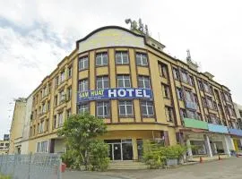 Super OYO 90494 Sam Huat Hotel