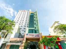 Super OYO 266 Golden Gate