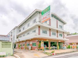 OYO 1161 Sathorn Mansion, hotel v destinaci Nakhon Ratčasima