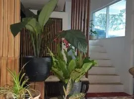OYO 1130 Thrivers Hometel