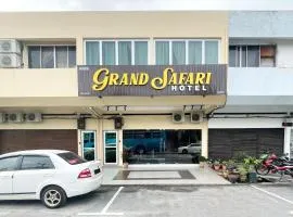 OYO 90369 Safari Hotel Lumut