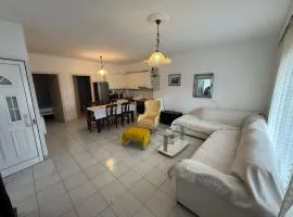 Takis Apartment