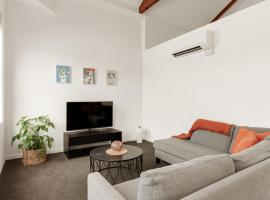 NEW - Middle of CBD Fresh 1BR Apt!, hotel vicino alla spiaggia a Gisborne