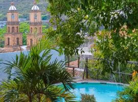 Traveler Hostel