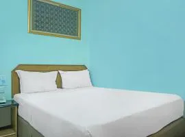 Super OYO Collection O 92690 Hotel Limas