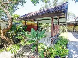 OYO Life 92853 Kost 999