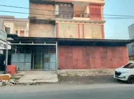 Hotel O Kos Citra Syariah Near Bukit Marezo