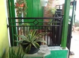 SPOT ON 93946 Wisma Kost & Penginapan Afilia Buana Syariah