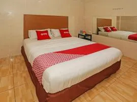 Super OYO 92674 Hotel Ciputat