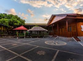 OYO 1427 Azzahra Guest House Syariah, hotel v destinaci Mataram