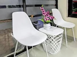 Super OYO 91202 Family Guest House Syariah