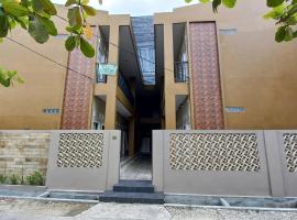 Hotel O Pinus Jaya SyariahNearTaman Amaryllis Pekanbaru, hotel in Palas