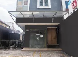 Super OYO Cideng Timur Residence Near MONAS