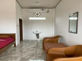 OYO Life 90960 Putih Salju Homestay Syariah