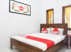 OYO 801 Hansa Homestay