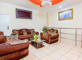 OYO 2045 Hotel 211, hotell sihtkohas Parapat