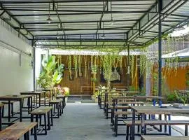 OYO 90863 Omah Kost Syariah