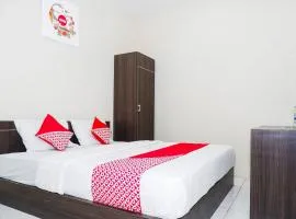Hotel O Candi Residence