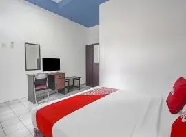 OYO Life 90589 Palem Garden Hotel