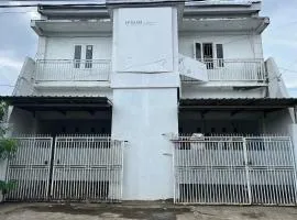 Hotel O Kost Pak Dahlan Near Modern Estate