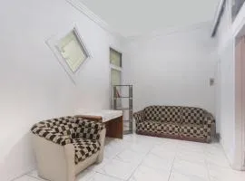 OYO Life 3055 Rumah Enin