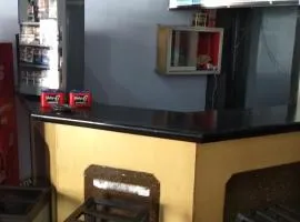 Hotel O Homestay 47 Latanete Near Living Plaza