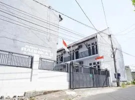 OYO Life 92886 Rumah Nyaman Radhika 2 Syariah