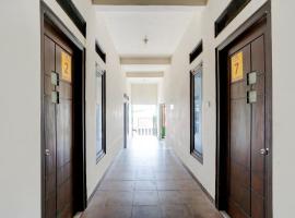 OYO Life 93147 Rumah Kos Shilah Habib Syariah, hotel v destinaci Lamongan