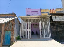OYO 93299 Homestay Aqsa, hotel v Kendari