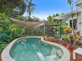 Hideout Machans -Pool BBQ Beach and Pet friendly