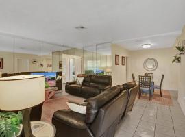 Cozy Miami 2Bd Bungalow, hotel in Biscayne Gardens