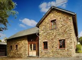 Rustic holiday home in Halleux