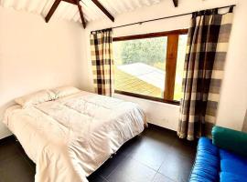 Xie- Habitaci&oacute;n con acceso a lago natural, chal&eacute; alpino em S&aacute;chica