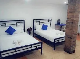 Arthur Holiday Inn Puro Legaspi City Boulevard