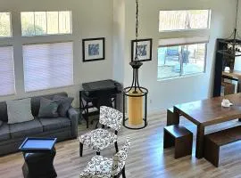 Desert Escape Home with 3BD 3BA with Pool and Jacuzzi