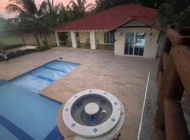 Hacienda Villa Hermelina-Casa Campestre, hotel v destinaci Turbaco