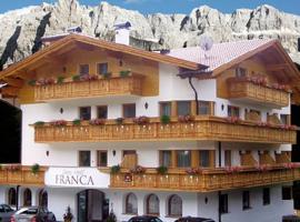 Garni Hotel Franca b&b, hotell i Selva di Val Gardena