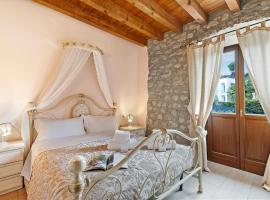 Agriturismo Cascina Crocelle - Lake View and Heated Pool, hôtel à Padenghe sul Garda