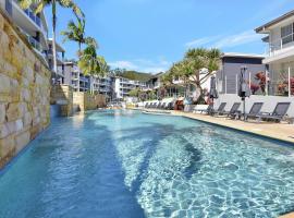 Resort Pool and Garden Apartment, Nelson Bay, hotel en Nelson Bay