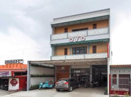 Hotel O Aljadid Near Masjid Raya Al Mashun Sm Raja Medan, hotel near Polonia Airport - MES, Medan