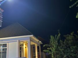 Bluetooth home stay, ξενοδοχείο με υδρομασάζ σε Arusha