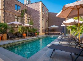 Viesnīca Communal Hotel Kutaisi Kutaisi