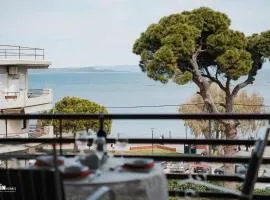 'Nefeli' House With Amazing View Βy The Sea