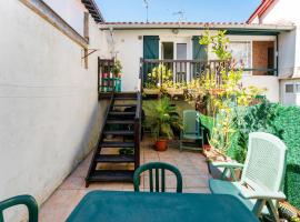 Maison de ville，位于圣让-德吕兹的酒店