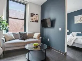 CozySuites Stunning 1BR in Downtown Pitts #26