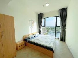 Green, Cool Lumiere 2BR Apartment in Vinhomes Grand Park