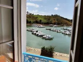 La Reine de Guerveur - Petit balcon vue mer、Sauzonのアパートメント